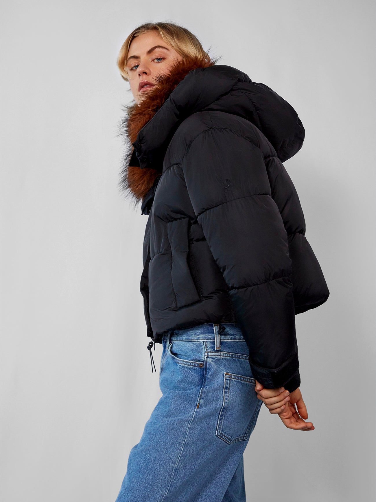 Hyde Short Puffer in Black