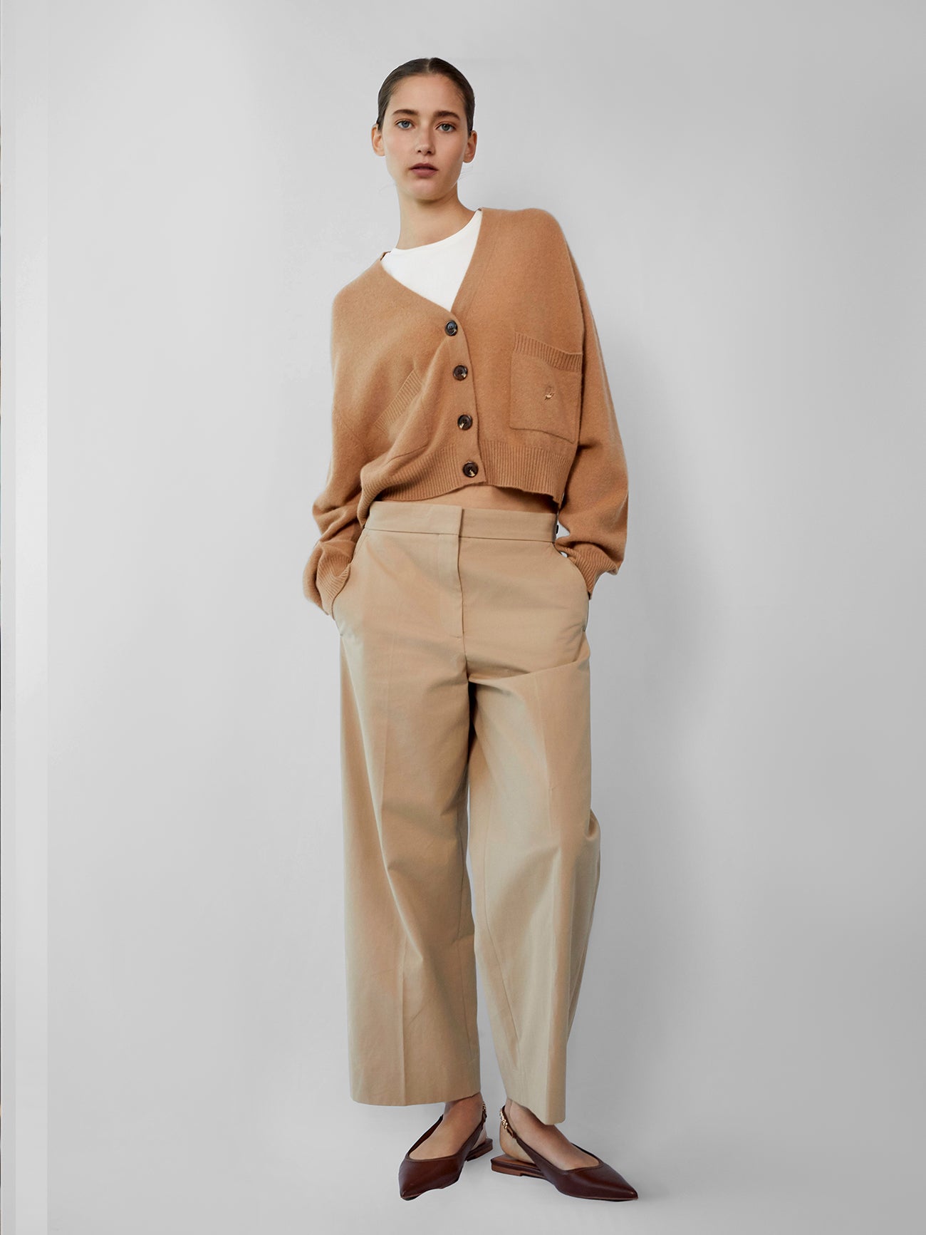 The Cashmere Cardi in Tan