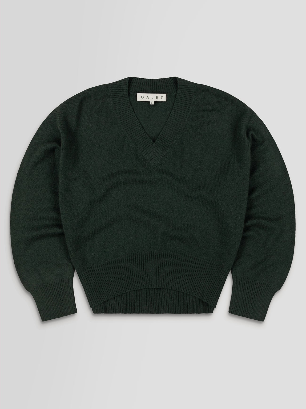 The Cashmere V Neck in British Racing Green